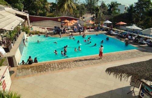 Mahahanga Tanana Hotel | AUX ROCHES ROUGES