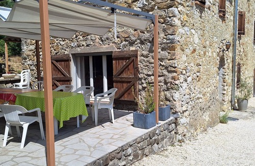Saint-Ferreol-Trente-Pas House | Aux tilleuls de la Baume: quiet renovated farmhouse in the Baronnies Provençales