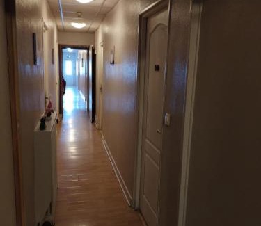 Pont-sur-Yonne Hotel | Aux Trois Rois