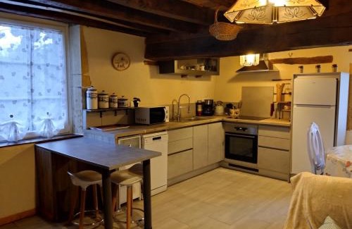 Pouilly-sous-Charlieu House | auxhirondelles