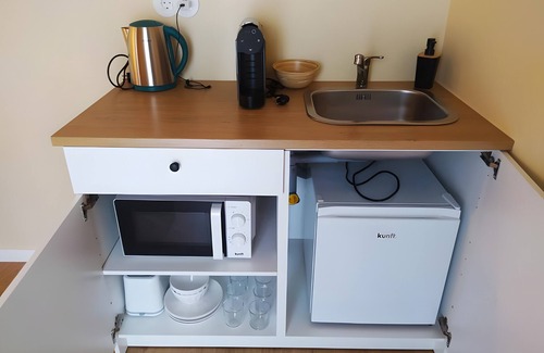 Campo de Gerez Apartment | 'Avó Custódia - Room' with Mountain View, Wi-Fi and Air Conditioning