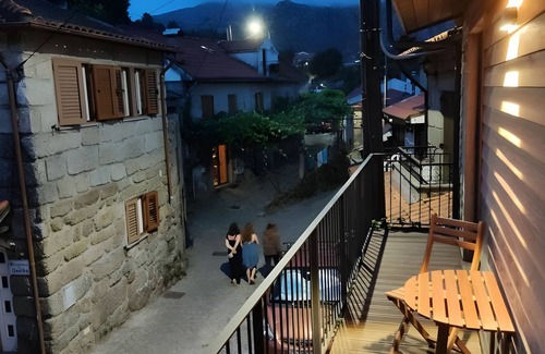 Campo de Gerez Apartment | 'Avó Custódia - Room' with Mountain View, Wi-Fi and Air Conditioning