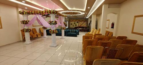 Sultanpur Resort | Avadh Garden Marriage Lawn & Guest House