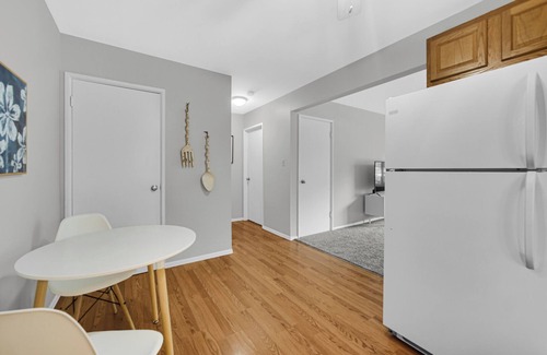 Crown Point Apartment | AVAIL 9/21 - 1 bed/1 bath downtown Crown Point