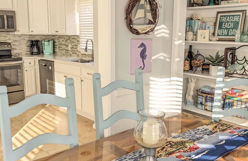 Nags Head House | Availability this fall ~MP 10.5 Oceanside 2 blocks to beach proud of our reviews
