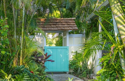 Kailua Apartment | Available and legal for stays less than 30 days.