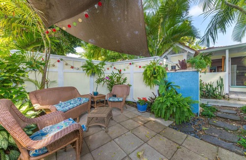 Kailua Apartment | Available and legal for stays less than 30 days.