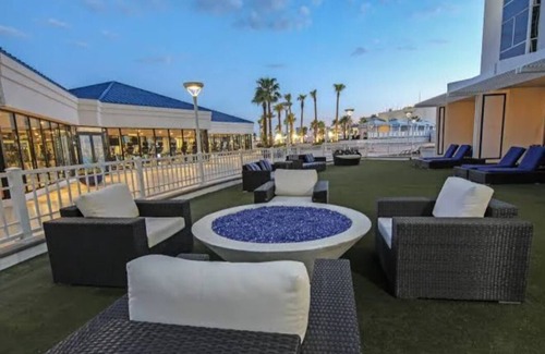 Winchester Villa | Available NASCAR weekend