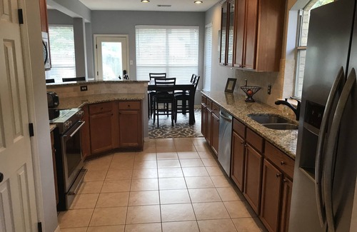 Alden Bridge House | Available now! Quiet cul-de-sac in The Woodlands, Huge fenced backyard