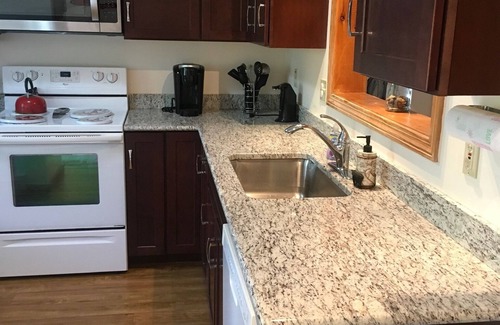 North Conway Condo | Available ThanksgivingnPet friendly and clean condo