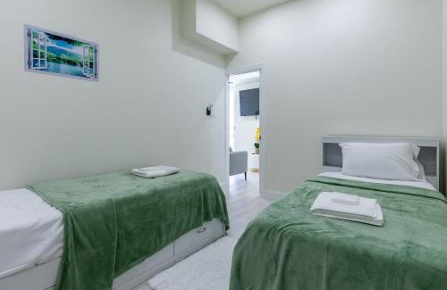 Sunshine Apartment | Available Unit in Ft Myers