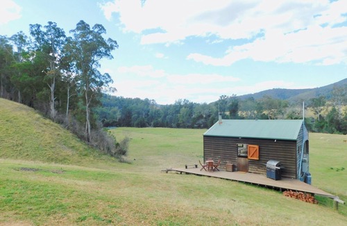 Toms Creek Cottage | Avalon River Retreat - 400 acres of riverside peace and serenity