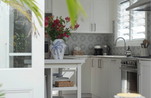 Avalon Beach Cottage | Avalon Beach Cottage, private, 100m to the beach.