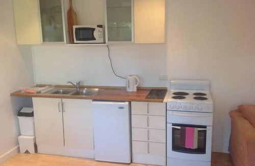 Avalon Beach Apartment | Avalon Central Holiday Apartment