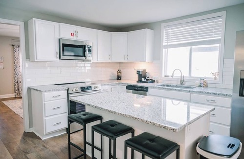Danville Cottage | Avalon Cottage w/hot tub