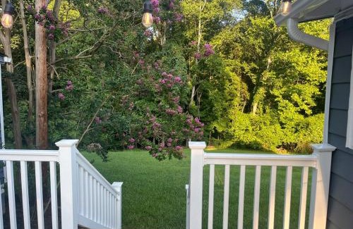 Danville House | Avalon Cottage with hot tub