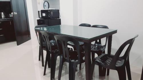 Boracay Island Apartment | Avana Hills Boracay Prime Mabuhay Suite 302