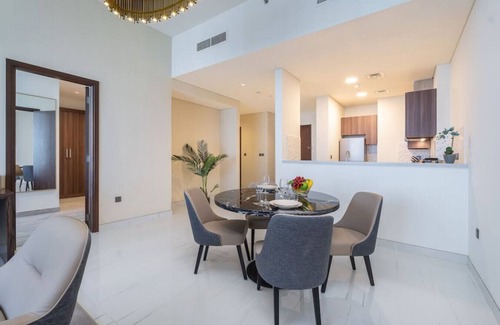 Dubai Media City Apartment | AVANI 3908 · Exquisite Apartment Minutes Away from the Beach