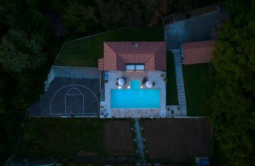Zuce Villa | Avantura Avala
