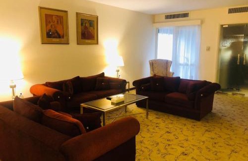 Lahore Hotel | Avari Lahore Hotel