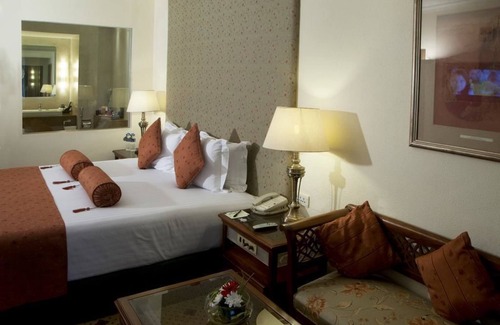 Mall Road Hotel | Avari Lahore