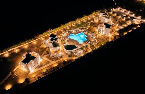 Plaka Villa | AVAS PALM Villas