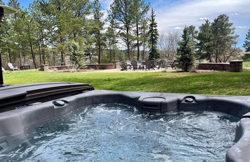Colorado Springs House | Ave Maria House: Secluded Mtn Retreat. Games. Hot tub. Sleeps 25+