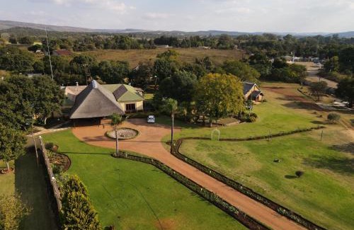 Hekpoort Hotel | Avela Lodge