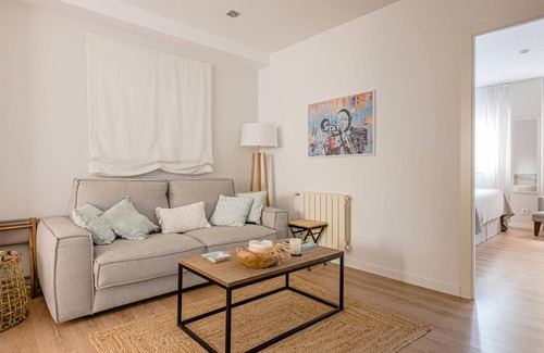 Prosperidad Apartment | Avenida América - Comfortable apartment, next to the station