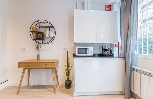 Guindalera Apartment | Avenida America VI apartment in Madrid