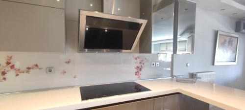 Nea Khili Apartment | Avenue Luxury Home