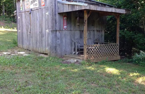 Albany House | Avery Acres