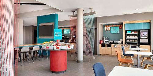 Madison Hotel | avid hotel - Madison - Huntsville West by IHG