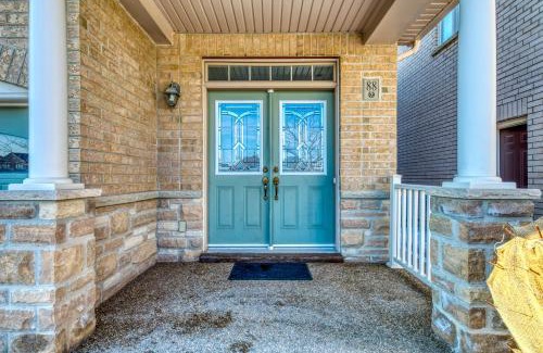 Brampton House | Avid vacation palace in Castlemore , Brampton