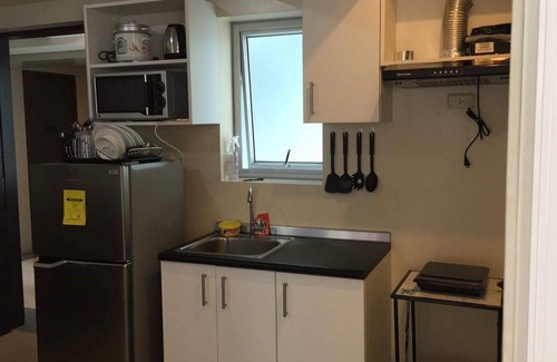 Poblacion District Condo | Avida Tower 1, Condo unit, 1 BR Fully Furnished, with unlimited WIFI