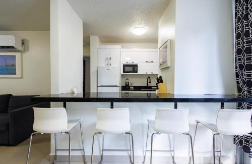 Condado House | Avila Suites