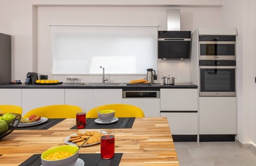 Zola Condo | Avithos - Lassu Retreat