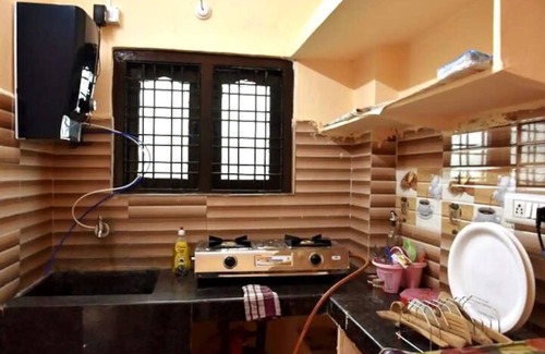 Begumpet Apartment | AVN302 - Lovely 1 Bedroom, AC, Wifi, Kitchen set