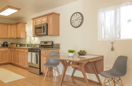 Camarillo Apartment | AVOCADO ACRES APT | Unique Spot | Comfy | Private