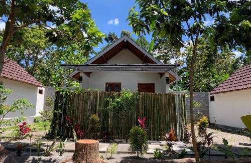 Kecamatan Pringgasela House | Avocado homestay