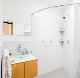 Huayna-Capac Apartment | avocado tree garden at the heart of the city!