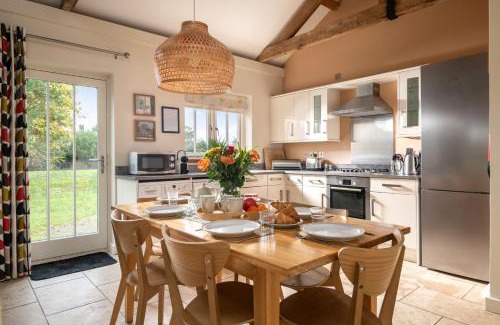 Sculthorpe House | Avocet