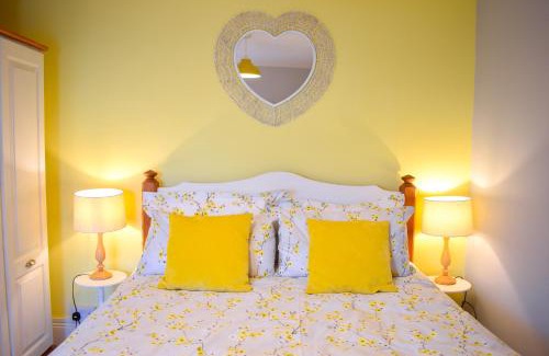 Lowestoft Apartment | Avocet - Suffolk Coastal Escapes