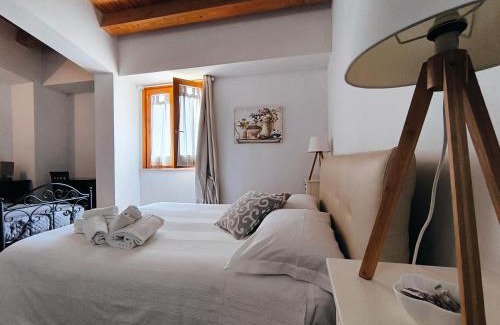 Avola Bed & Breakfast | Avola Opera House