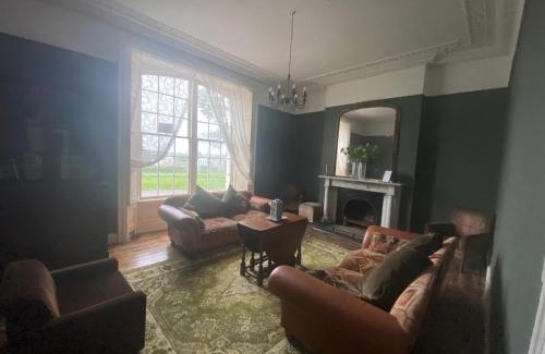 Mountrath House | Avondale House