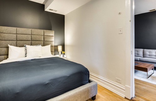 Avondale Apartment | Avondale is Calling! This Beautiful Neighborhood Offers Charming Tree-lined Streets Plus is Convenient to All the Hot Spots by RedAwning