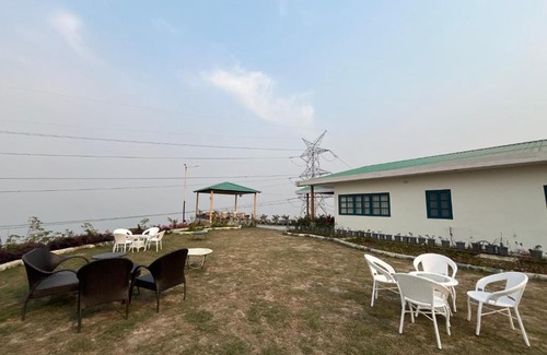 Darjeeling Apartment | Avongrove Tea Boutique Bungalows By Mount Hotels