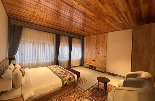 Darjeeling Apartment | Avongrove Tea Boutique Bungalows By Mount Hotels