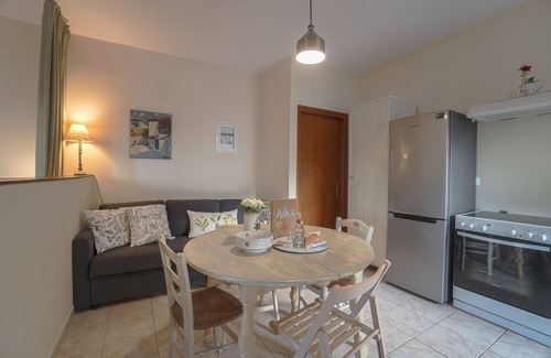 Kalyves Apartment | Avra Apartments, Maistros