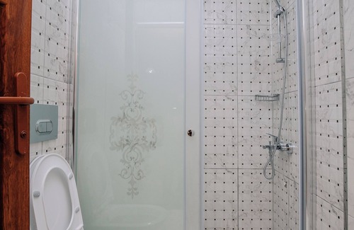 Surmene Hotel | Avulot Otel